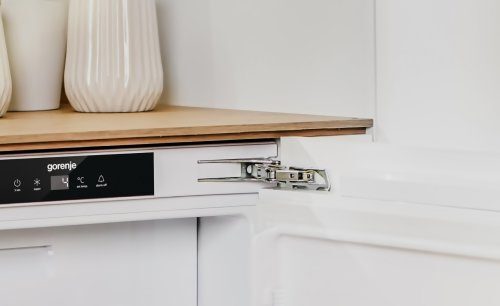 Flat hinge (UnderCounter 2021)